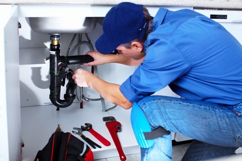 Choosing The Right Plumber